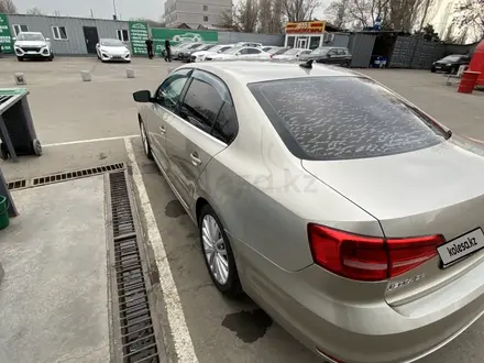 Volkswagen Jetta 2015 года за 5 100 000 тг. в Алматы – фото 14