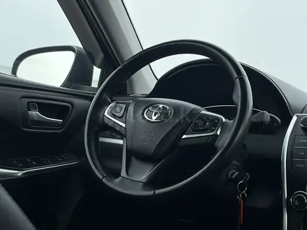 Toyota Camry 2016 года за 9 600 000 тг. в Уральск – фото 24