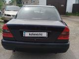Mercedes-Benz C 220 1997 года за 2 000 000 тг. в Аксу – фото 3