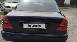 Mercedes-Benz C 220 1997 года за 2 000 000 тг. в Аксу – фото 3