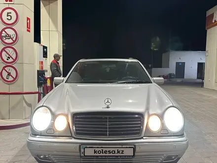 Mercedes-Benz E 240 1998 года за 5 000 000 тг. в Шымкент – фото 20