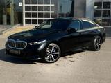 BMW 530 XDrive 2025 года за 56 150 549 тг. в Кызылорда – фото 3