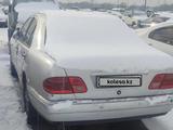 Mercedes-Benz E 280 1997 года за 2 000 000 тг. в Алматы