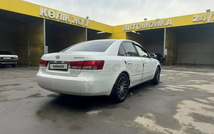 Hyundai Sonata 2005 годаүшін3 900 000 тг. в Алматы