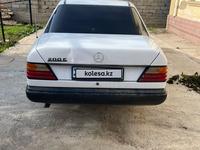 Mercedes-Benz E 200 1989 годаfor1 500 000 тг. в Шымкент