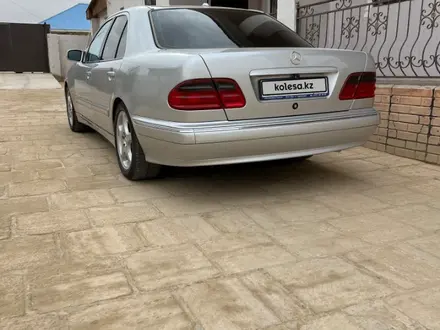 Mercedes-Benz E 320 2000 года за 6 500 000 тг. в Актау – фото 6