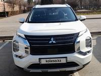 Mitsubishi Outlander 2023 года за 15 900 000 тг. в Алматы