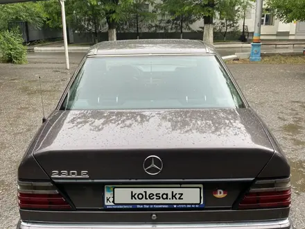 Mercedes-Benz E 230 1992 года за 2 200 000 тг. в Кентау – фото 4