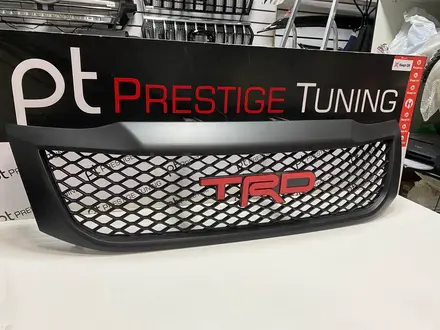 Решетка TRD на Toyota Hilux/Vigo 2012-15 (Черный цвет) за 40 000 тг. в Астана – фото 3