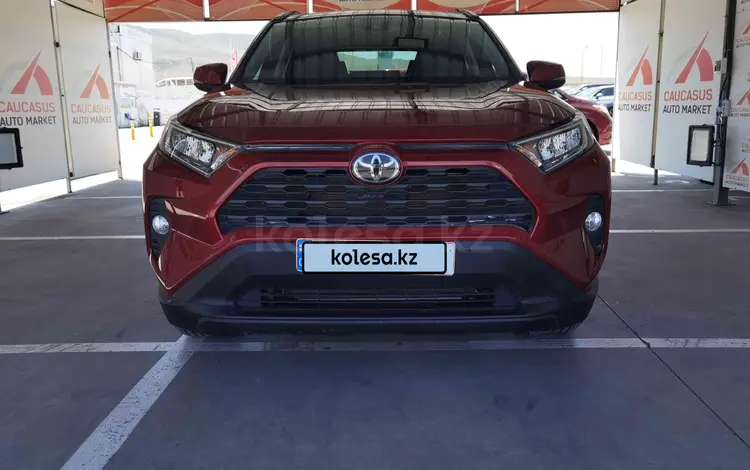 Toyota RAV4 2020 годаfor9 300 000 тг. в Алматы