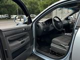 Volkswagen Touareg 2008 года за 4 500 000 тг. в Алматы – фото 5