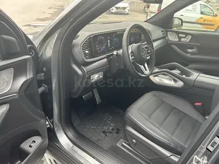 Mercedes-Benz GLS 450 2023 года за 49 500 000 тг. в Алматы – фото 12