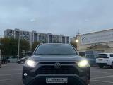 Toyota RAV4 2020 года за 15 500 000 тг. в Алматы