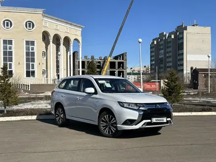 Mitsubishi Outlander 2022 года за 12 500 000 тг. в Уральск – фото 15