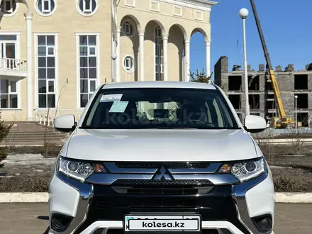 Mitsubishi Outlander 2022 года за 12 500 000 тг. в Уральск – фото 4