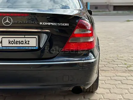 Mercedes-Benz E 200 2005 года за 4 950 000 тг. в Караганда – фото 12