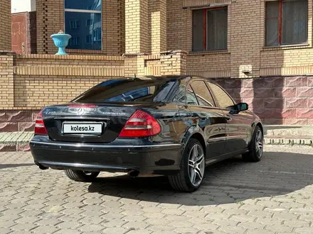 Mercedes-Benz E 200 2005 года за 4 950 000 тг. в Караганда – фото 24