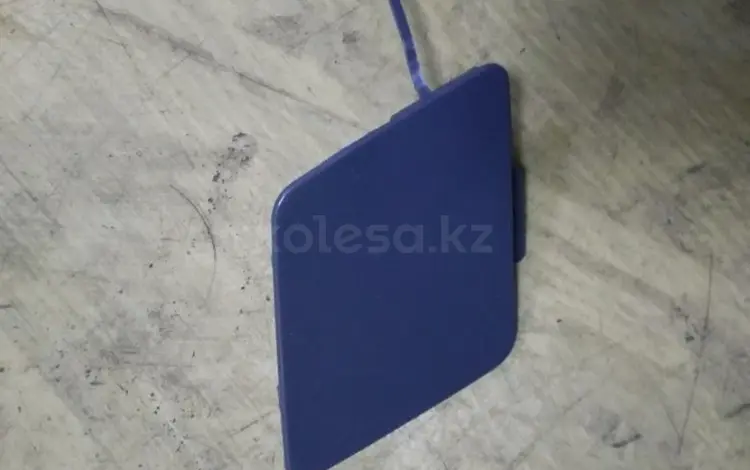 Крышка фаркопа на передний бампер BMW F10 за 10 000 тг. в Алматы