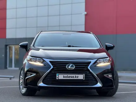 Lexus ES 350 2015 года за 13 300 000 тг. в Астана – фото 7