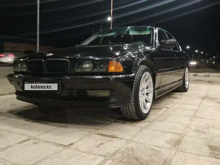 BMW 728 1997 года за 3 700 000 тг. в Жанаозен