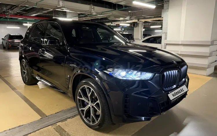 BMW X5 2024 года за 52 000 000 тг. в Астана