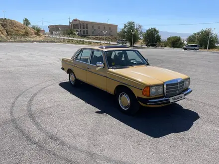 Mercedes-Benz E 230 1977 года за 12 000 000 тг. в Шымкент – фото 13