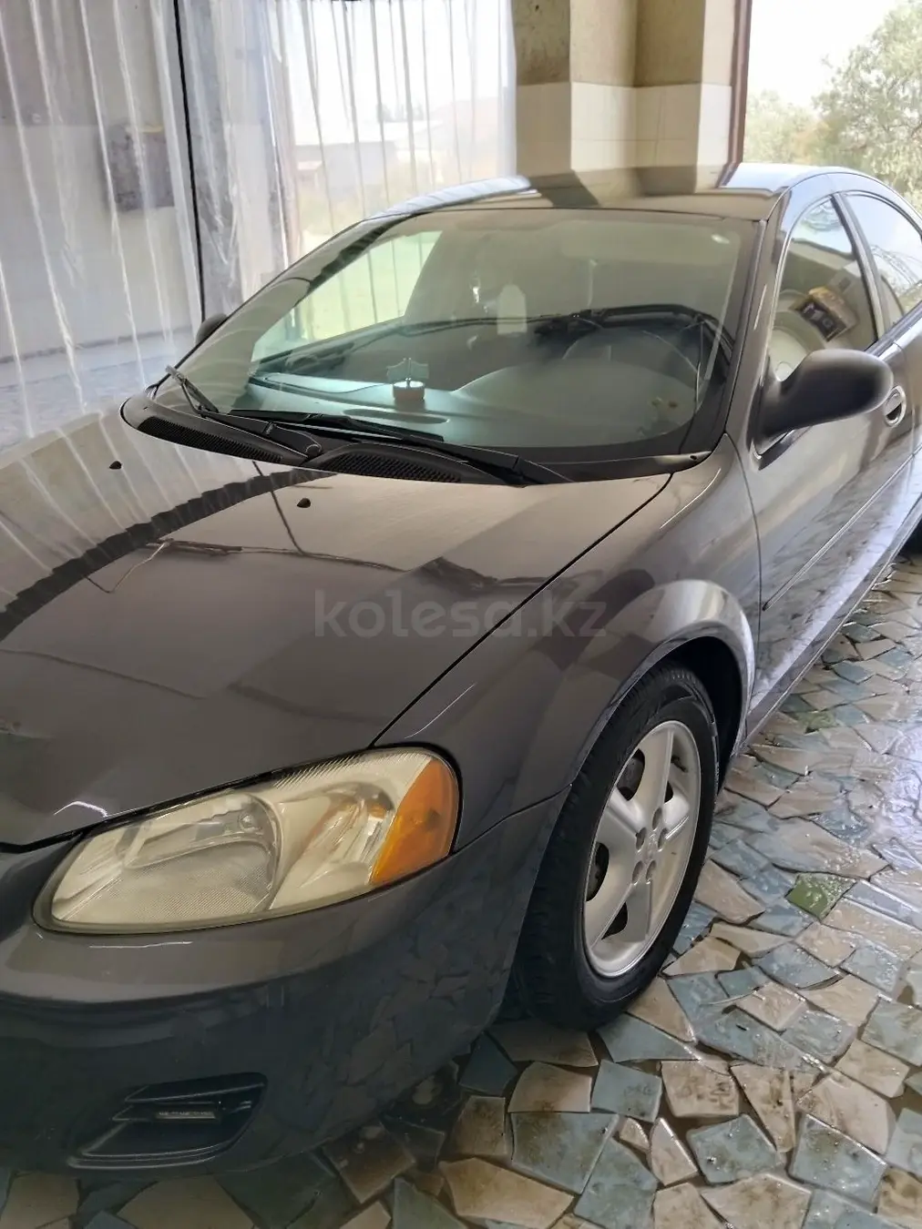 Dodge Stratus, 2005