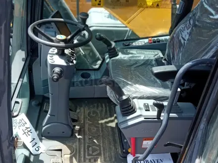 XCMG  Колесный экскаватор XE210WD 2026 года за 68 000 000 тг. в Караганда – фото 8