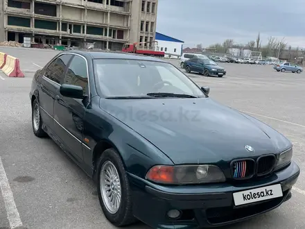 BMW 523 1998 года за 2 700 000 тг. в Тараз – фото 2