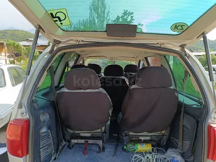 Volkswagen Sharan 2000 года за 1 500 000 тг. в Алматы – фото 4