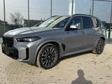 BMW X5 XDrive 40i 2025 года за 72 248 000 тг. в Актау