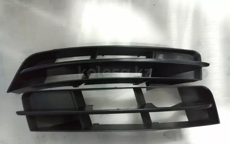 Решётки боковые в передний бампер Audi q7 рестайлинг за 15 000 тг. в Алматы