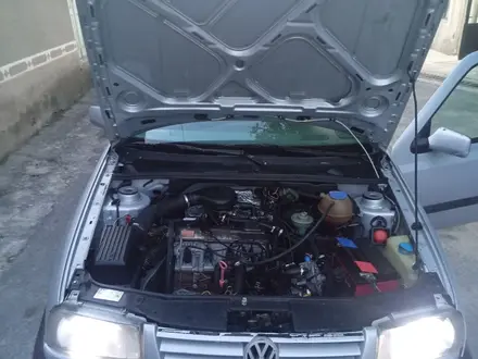 Volkswagen Vento 1993 года за 1 200 000 тг. в Шымкент – фото 10