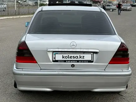 Mercedes-Benz C 180 1998 года за 3 800 000 тг. в Актобе – фото 6