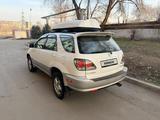 Lexus RX 300 2001 года за 5 400 000 тг. в Алматы – фото 2