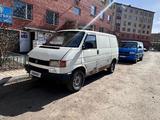 Volkswagen Transporter 1993 года за 1 800 000 тг. в Астана – фото 2