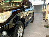 Toyota Land Cruiser Prado 2010 годаүшін15 000 000 тг. в Атырау – фото 2