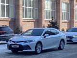 Toyota Camry 2024 годаүшін17 150 000 тг. в Семей