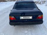 Mercedes-Benz E 230 1989 года за 1 500 000 тг. в Караганда – фото 2