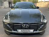 Hyundai Sonata 2023 года за 15 300 000 тг. в Алматы – фото 3