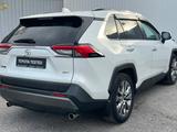 Toyota RAV4 2021 года за 13 990 000 тг. в Караганда – фото 5