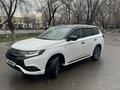 Mitsubishi Outlander 2022 годаүшін12 900 000 тг. в Караганда – фото 3