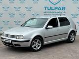 Volkswagen Golf 2002 годаүшін3 200 000 тг. в Алматы