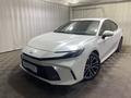 Toyota Camry Luxe eCVT 2024 года за 22 400 000 тг. в Алматы