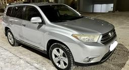 Toyota Highlander 2013 года за 16 000 000 тг. в Астана