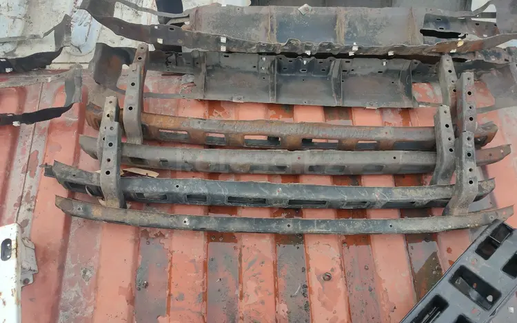 Усилитель бампера задний. Mitsubishi diamante за 5 000 тг. в Алматы