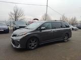 Toyota Sienna 2015 годаүшін9 500 000 тг. в Алматы – фото 4