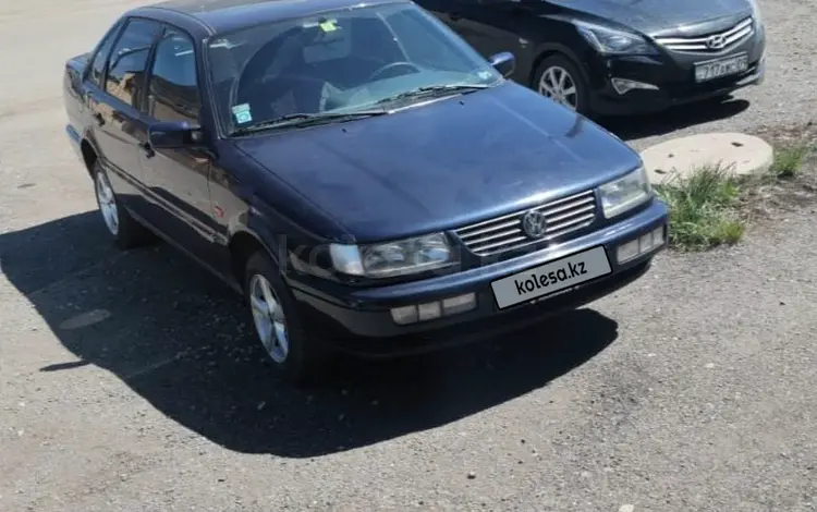 Volkswagen Passat 1994 годаүшін2 160 000 тг. в Караганда