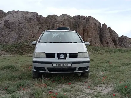 SEAT Alhambra 2001 года за 2 700 000 тг. в Шымкент