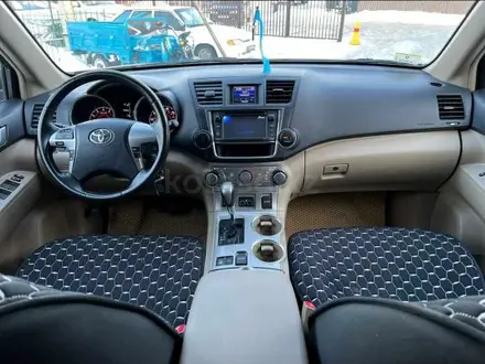 Toyota Highlander 2013 годаүшін11 500 000 тг. в Актобе – фото 6